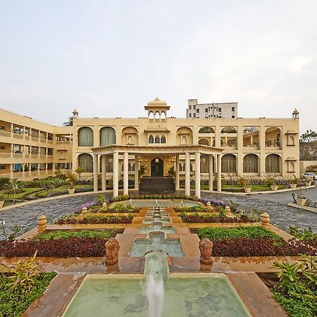 Club Mahindra Udaipur Hotel Bagian luar foto