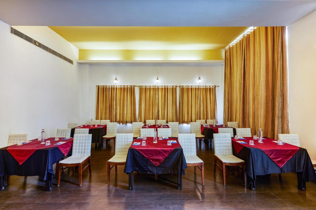 Club Mahindra Udaipur Hotel Bagian luar foto