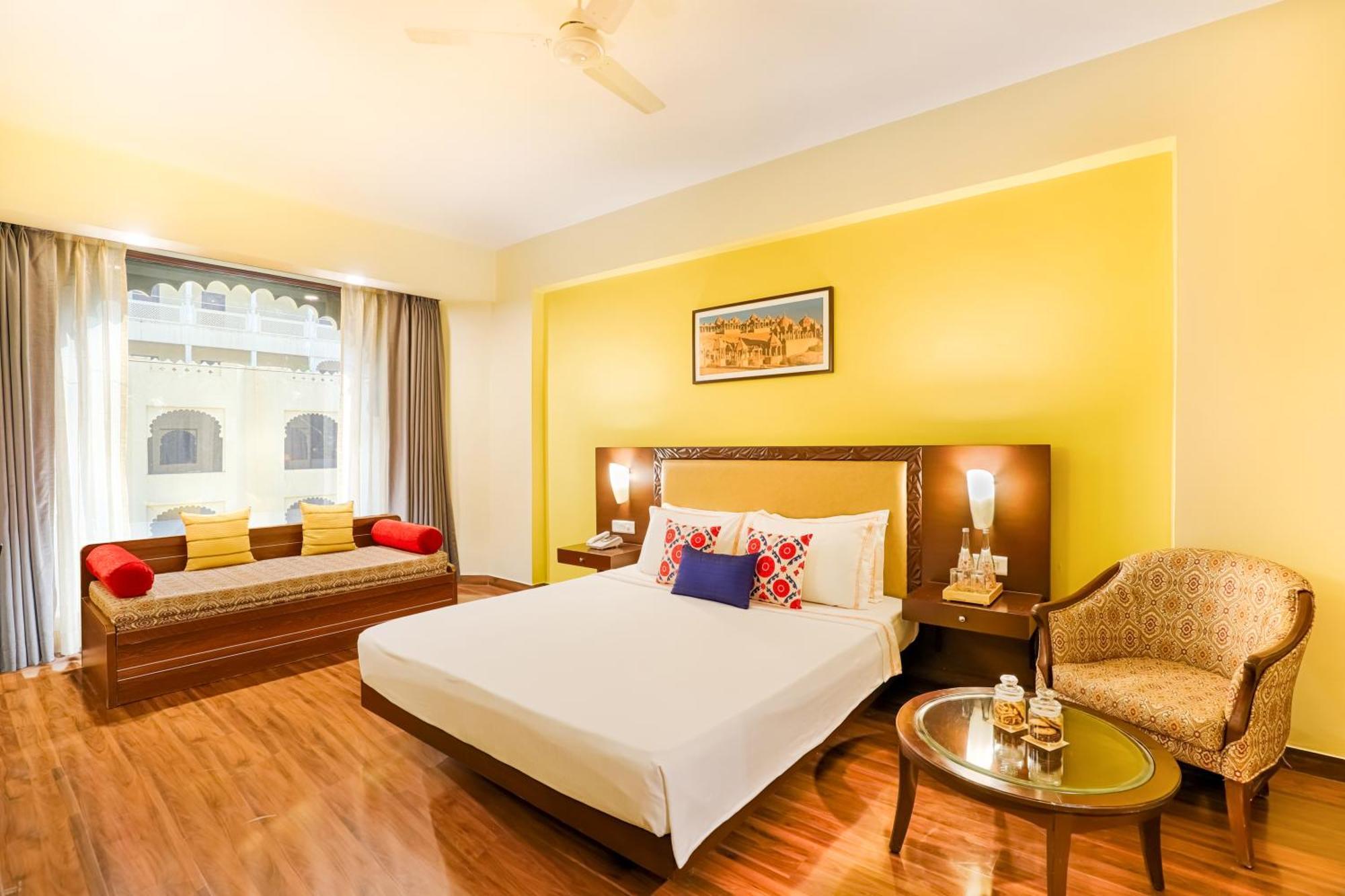 Club Mahindra Udaipur Hotel Bagian luar foto