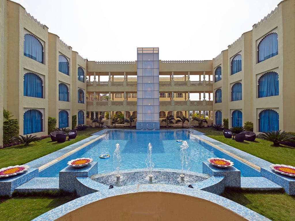 Club Mahindra Udaipur Hotel Bagian luar foto