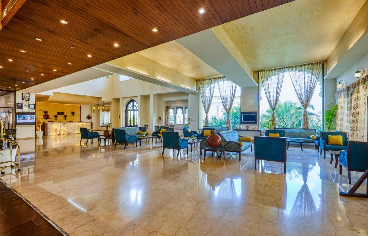 Club Mahindra Udaipur Hotel Bagian luar foto